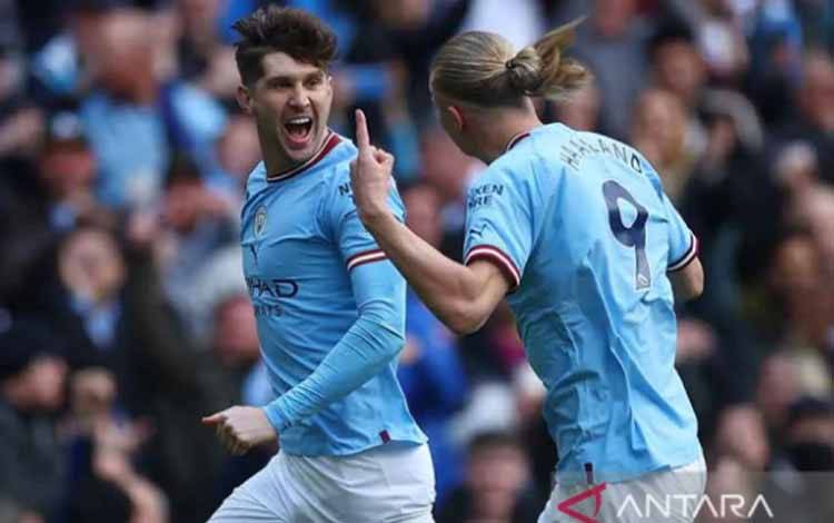 Bek Manchester City John Stones Terancam Absen Lama