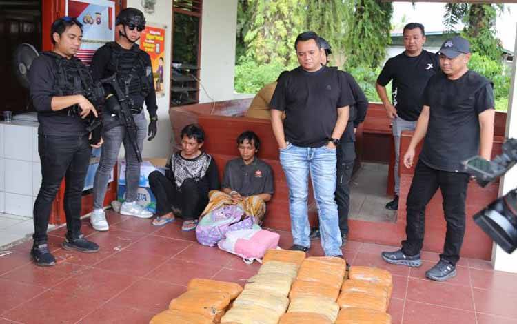 Polri Gagalkan Penyelundupan 74 Kilogram Ganja Jaringan Antarprovinsi