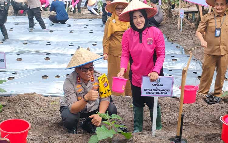 Polda Kalteng Luncurkan Program Pekarangan Pangan Lestari Terintegrasi