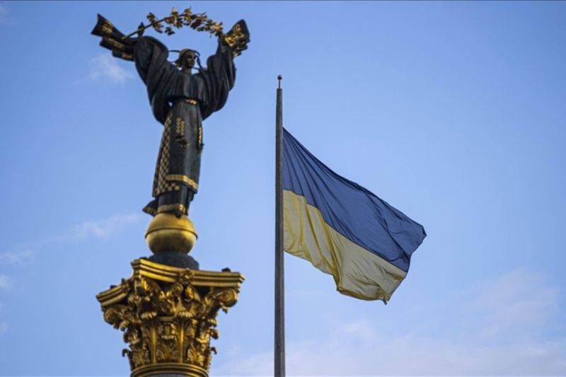 Parlemen Ukraina Sahkan Resolusi Pastikan Zelenskyy Tetap Presiden