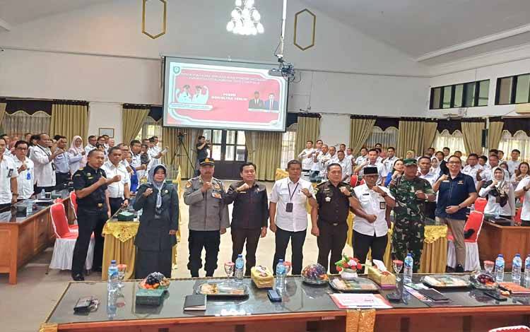 Pembukaan Forum Konsultasi Publik Rancangan Awal RKPD Kotawaringin Timur 2026 di Aula Kantor Bapperida, Rabu, 26 Februari 2025. (FOTO: DEWIP)