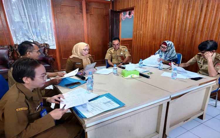 Dispursip Kalteng Sampaikan Agenda Perpustakaan dan Arsip di Rakortekrenbang