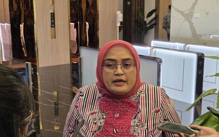 Kemnaker Pastikan Aturan THR Pekerja Terbit Pekan Depan