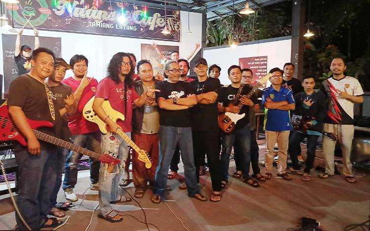 Tempe Semur Hadirkan Tiga Artis Ibu Kota dalam Pesta Rakyat Barito Timur