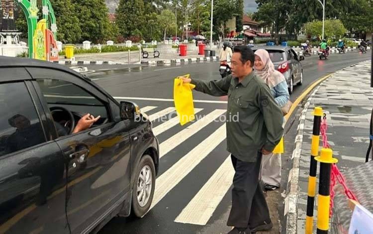 DLH Palangka Raya Ajak Masyarakat Gunakan Eco Bag Saat Belanja Takjil Ramadan