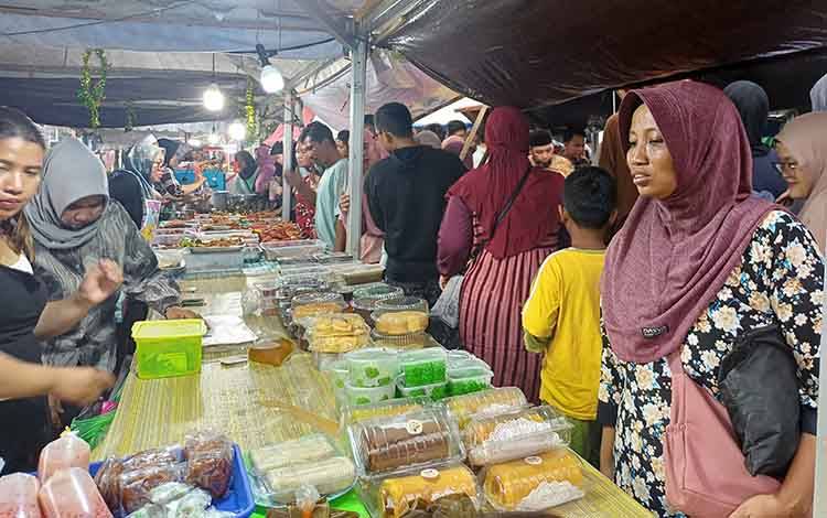 Ratusan Pedagang dan Pelaku UMKM Meriahkan Gebyar Ramadan 2025 di Kotim
