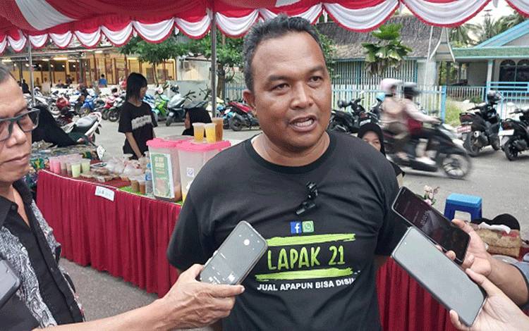 KADIN Kapuas Beri Dukungan Penuh untuk UMKM di Pasar Ramadan