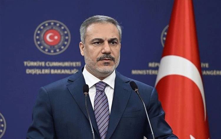 Menlu Turki Akan Hadiri Pertemuan Tentang Ukraina di London