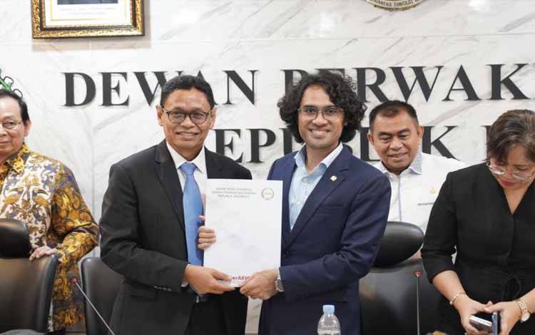 Anggota DPD Sebut Perlu ada Jeda Pemberian IUP Atasi Krisis Lahan