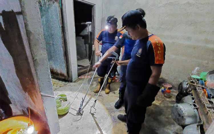 Waspada Ular Masuk Rumah, Call Center 112 Palangka Raya Ajak Masyarakat Jaga Kebersihan Area Lembab Rumah