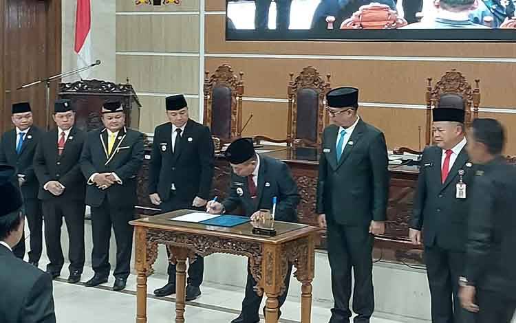 DPRD Kapuas Gelar Rapat Paripurna Sertijab Bupati dan Wakil Bupati