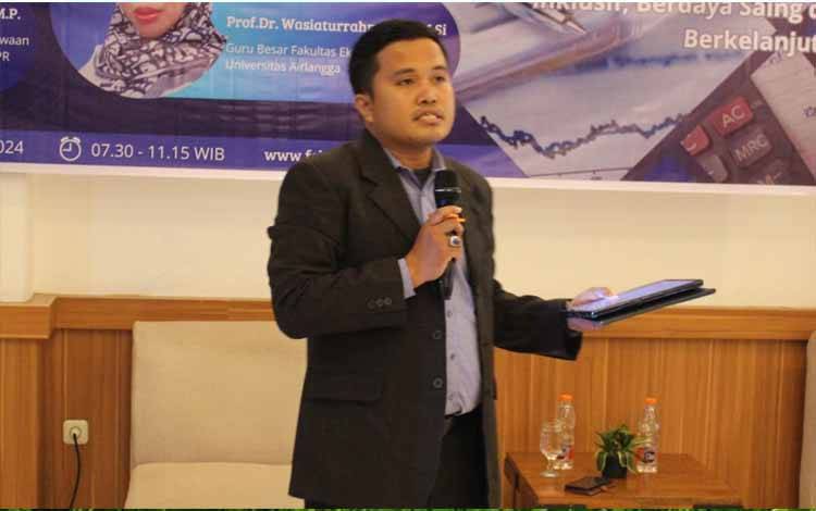 Pengamat ekonomi Kalteng, Suherman. (FOTO: PRIBADI)