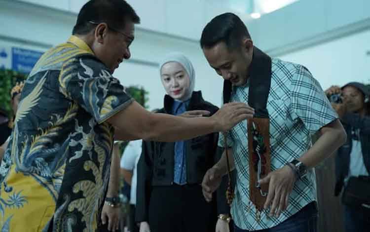 Ketua DPRD Sambut Kedatangan Wali Kota Palangka Raya