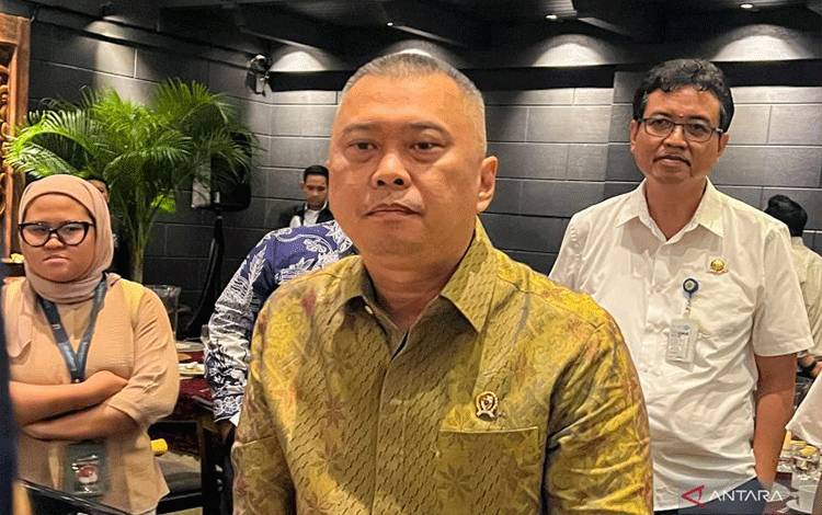 Menhub Pastikan Pembatasan Kendaraan Angkutan Barang Berjalan Lancar