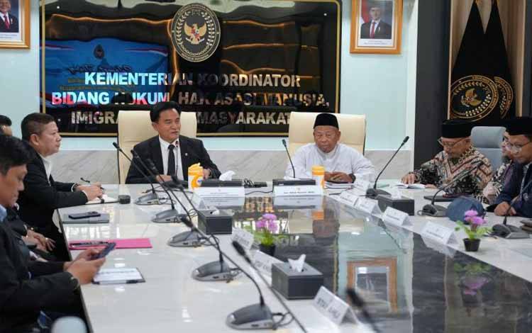 Yusril Siap Jembatani Penyampaian Aspirasi Ormas Islam kepada Presiden