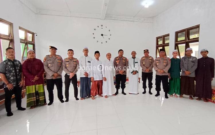 Kapolres Seruyan Silaturahmi Ramadan ke Pondok Pesantren Tahfidz Alquran Nurudz Zholam