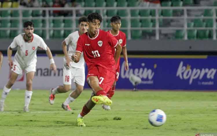 Welber Jardim Teken Kontrak Profesional dengan Sao Paulo