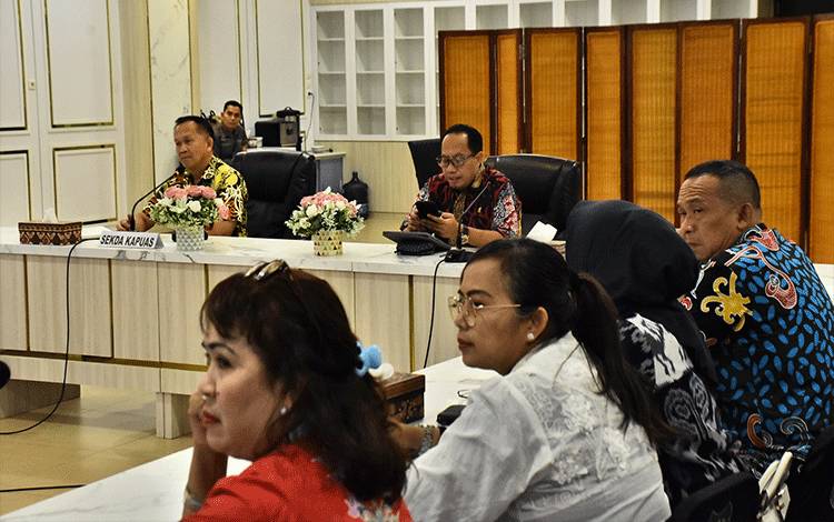 Pemkab Kapuas Gelar Rapat Pembentukan Panitia HUT dan Hari Jadi