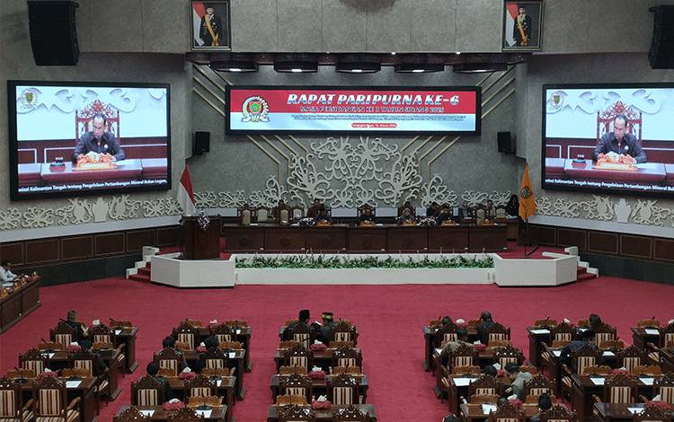 DPRD Kalteng Gelar Paripurna Bahas Raperda Pengelolaan Pertambangan Mineral