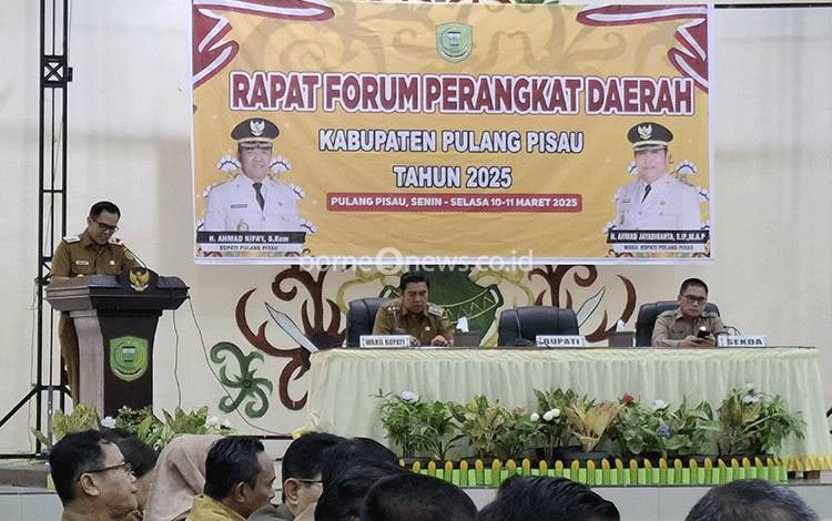 Bupati Pulpis Buka Rapat Forum Perangkat Daerah