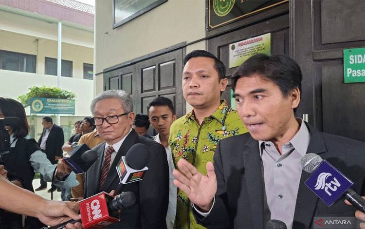 Hasto Kristiyanto Dapat Serangan Masif Usai Jokowi Dipecat dari PDIP