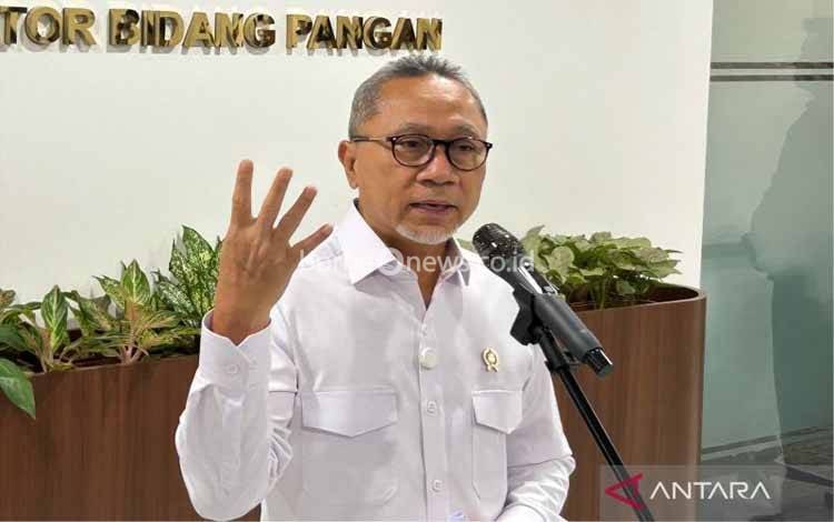 Zulhas Optimistis Tahun Depan Indonesia Tak Impor Beras Lagi