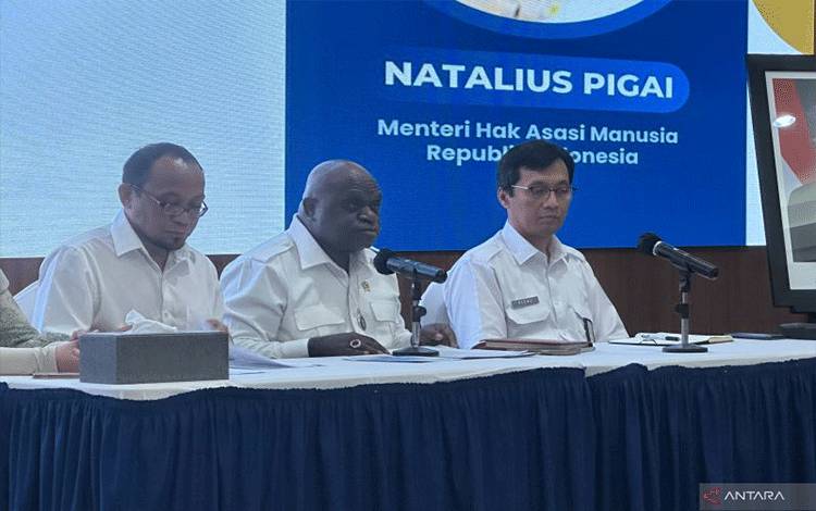 Menteri HAM Bantah Satryo Brodjonegoro Soal Presiden Alergi Demo