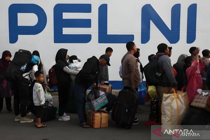 Pelni Sediakan 1.100 Tiket Gratis Arus Balik Lebaran dari Surabaya termasuk ke Kumai