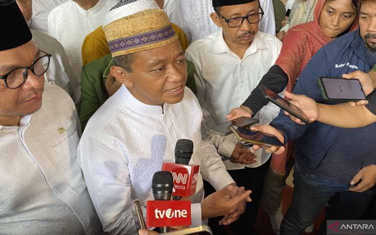 Bahlil Hormati Proses Hukum soal KPK Geledah Rumah RK