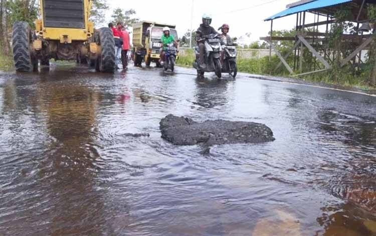 Balai Jalan PUPR Catat 4 Titik Kerusakan Parah Jalan Lingkar Luar Palangka Raya