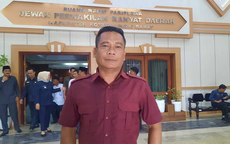 Anggota DPRD Kotawaringin Barat Soroti Gerai Indomaret di Jalan Pangeran Antasari