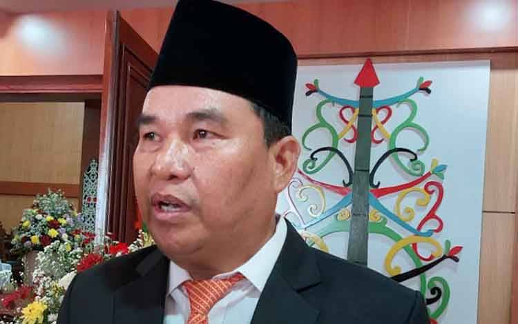 PKL Diimbau Jangan Berjualan di Atas Saluran Drainase