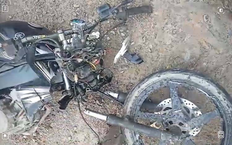 Pemotor Tewas Usai Tabrakan dengan Mobil Innova di Pangkalan Lada