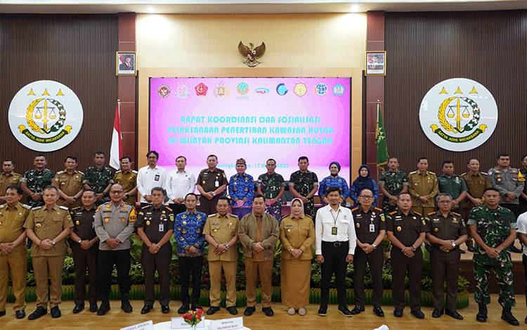 Kejaksaan Kalteng Sosialisasikan Penertiban Kawasan Hutan