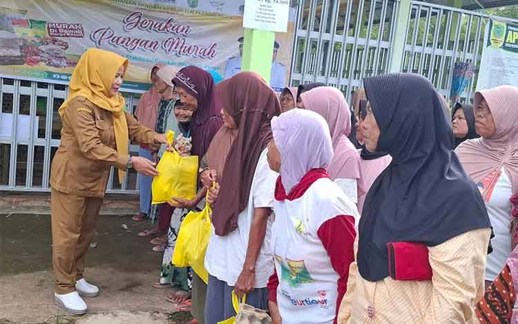 Segini Harga Sembako Gerakan Pangan Murah di Desa Pantik Pulang Pisau