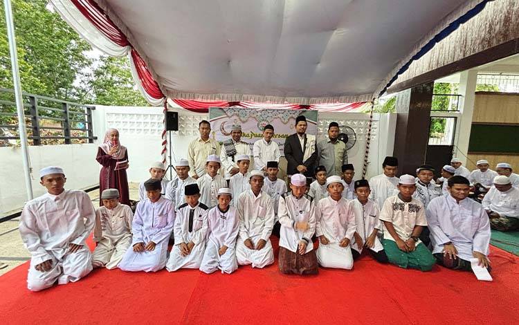 GAPKI Kalteng Adakan Buka Puasa Bersama Anak Yatim di Kantor Baru