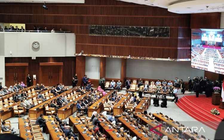 Menhan Sebut Pembahasan RUU TNI Melalui Perdebatan yang Konstruktif