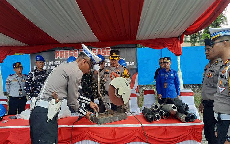 Polres Kobar Tindak 77 Pelanggar Lalu Lintas Selama Ramadan 1446 H