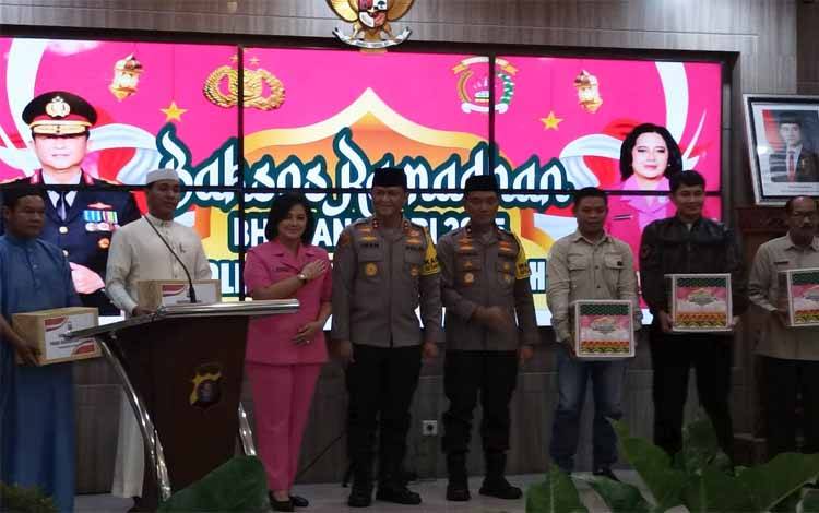 Polda Kalteng Gelar Bazaar Ramadan dan Bakti Sosial untuk Anggota dan Masyarakat