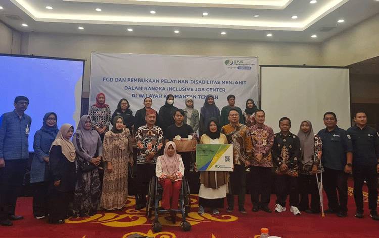 Pelatihan Menjahit Demi Perkuat Inklusi Kerja Penyandang Disabilitas