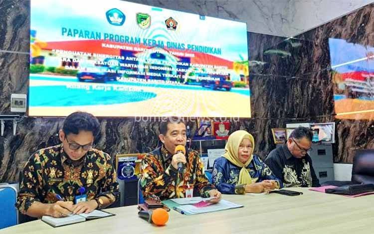 Disdik Barito Utara Gelar Pertemuan dengan Insan Pers untuk ini