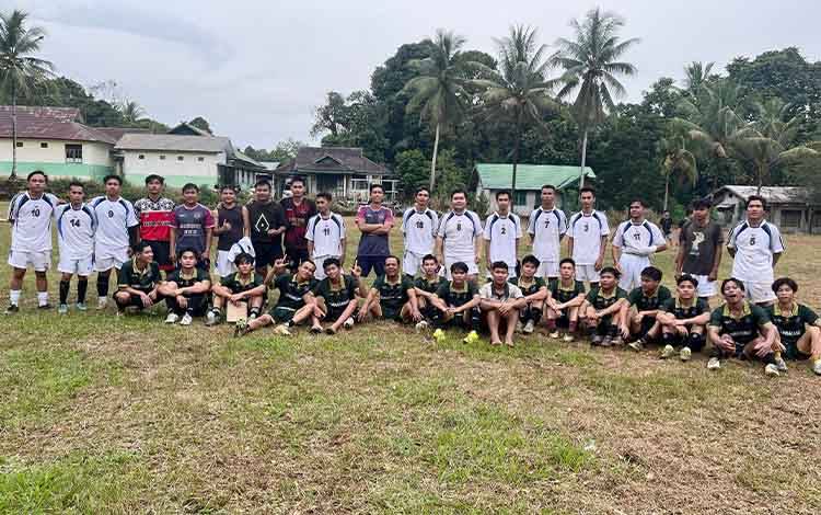 SMAN 1 Tamiang Layang Panaskan Mesin Jelang Kades Hayaping Cup dengan Kemenangan 3-1