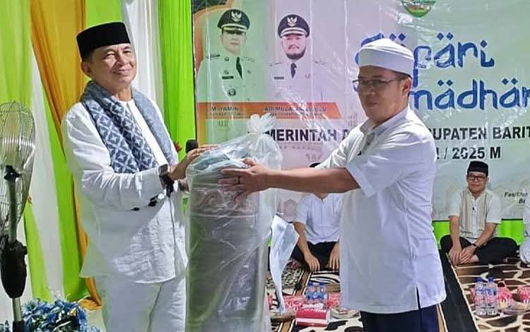 Bupati Barito Timur Safari Ramadan Terakhir di Desa Wungkur Nanakan