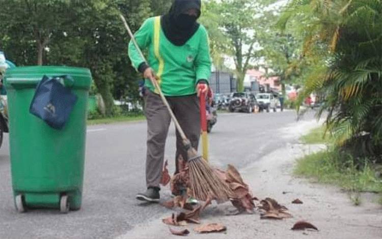 Kesejahteraan Petugas Kebersihan di Palangka Raya Harus Selalu Diperhatikan