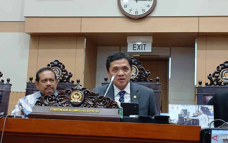 Komisi III DPR Minta Dugaan Setoran Kasus Sabung Ayam Diusut Tuntas