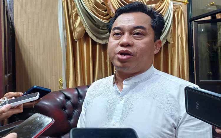 Ketua DPRD Kotim Imbau ASN Tak Gunakan Mobil Dinas untuk Liburan