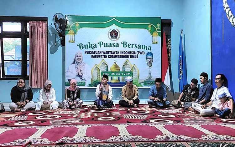 Buka bersama yang digelar PWI Kotim, Rabu, 26 Maret 2025. (FOTO ; DEVI)