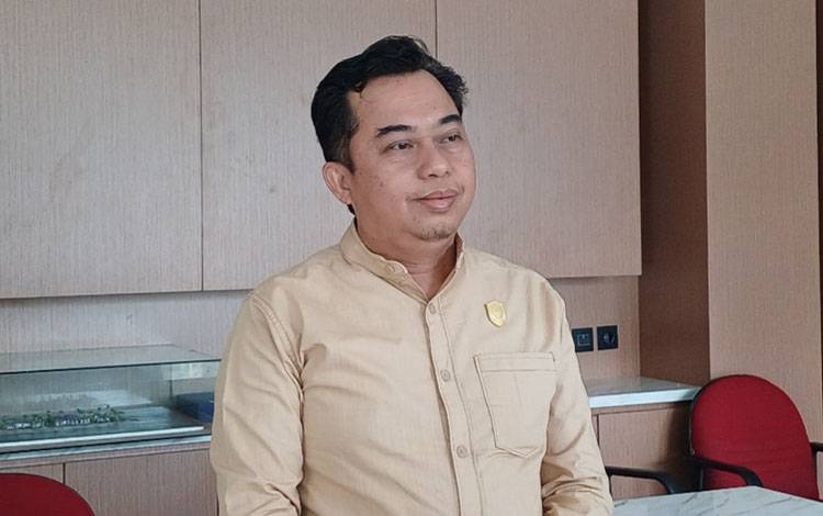 Ketua DPRD Kotawaringin Timur Rimbun