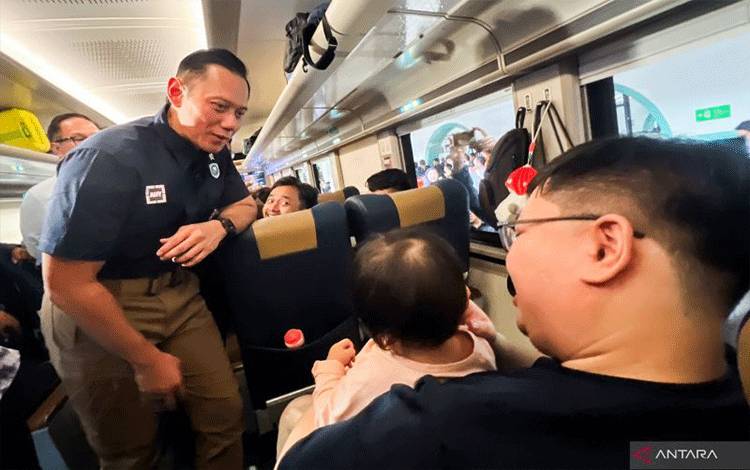 Menko AHY Optimistis Ekonomi RI Tumbuh Meski Tantangan Global