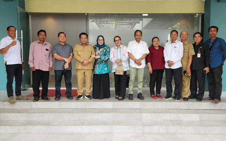 Ketua DPRD Kalteng Minta Perusahaan Bayar THR Sebelum Lebaran